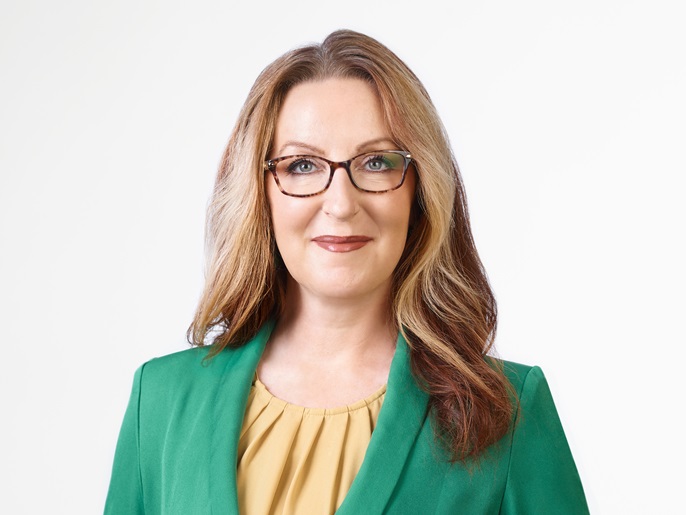 Headshot of Diana Stephenson.